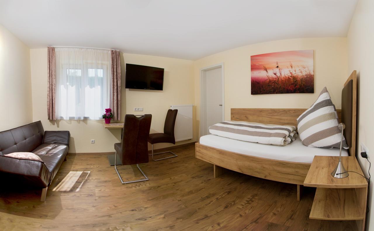 Gaestehaus Hoetzl Galgweis ภายนอก รูปภาพ